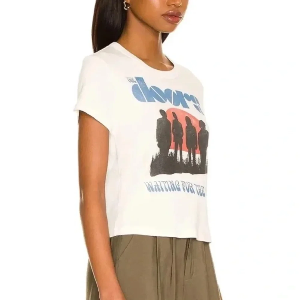 SOLD OUT The Doors Waiting for the Sun White Short Sleeve Music Band Graphic - Picture 2 of 6